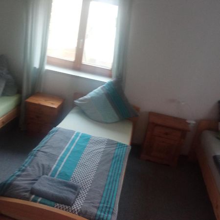 Karolinger weg Hotel Lauterhofen Eksteriør billede