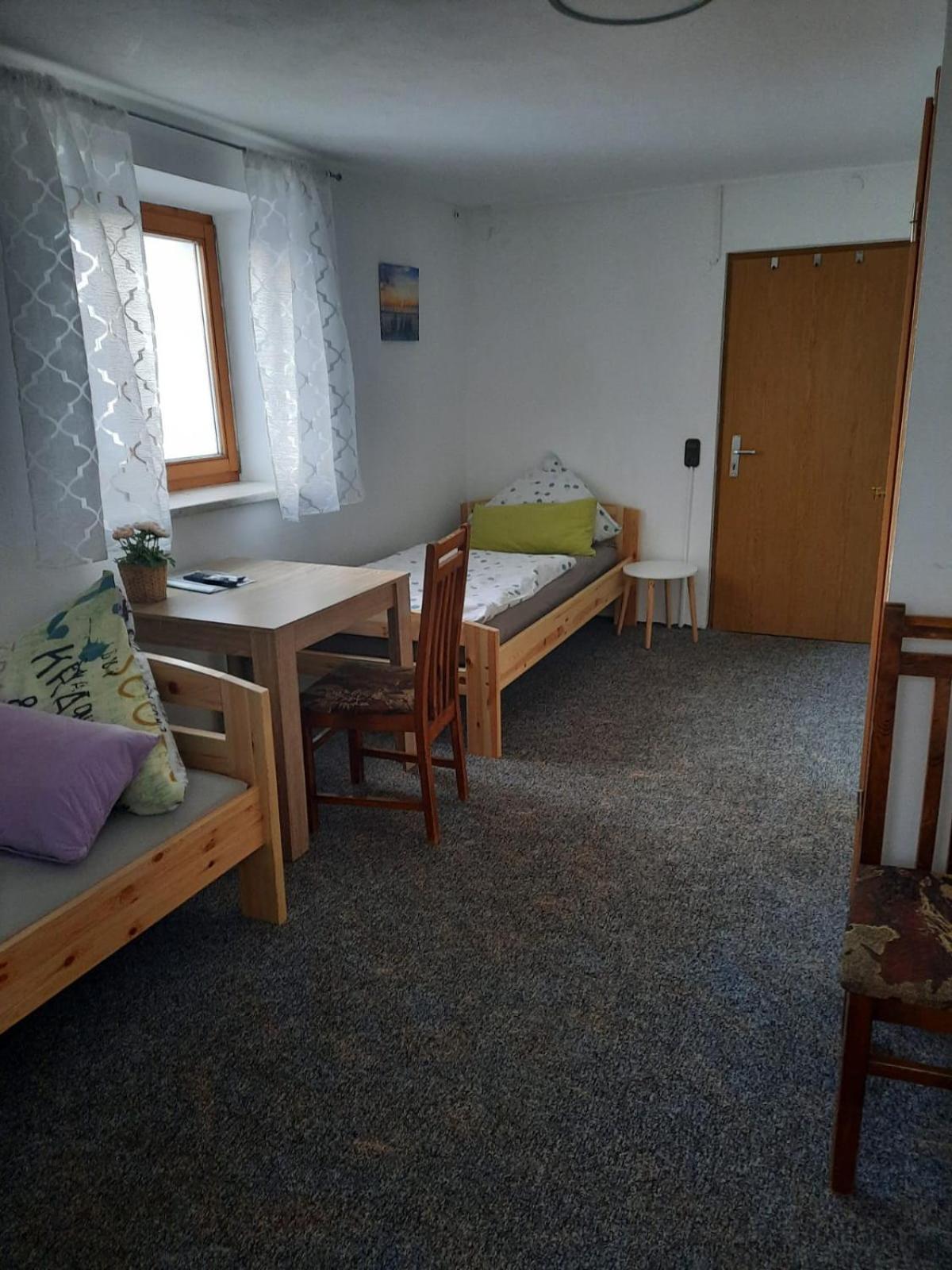Karolinger weg Hotel Lauterhofen Eksteriør billede