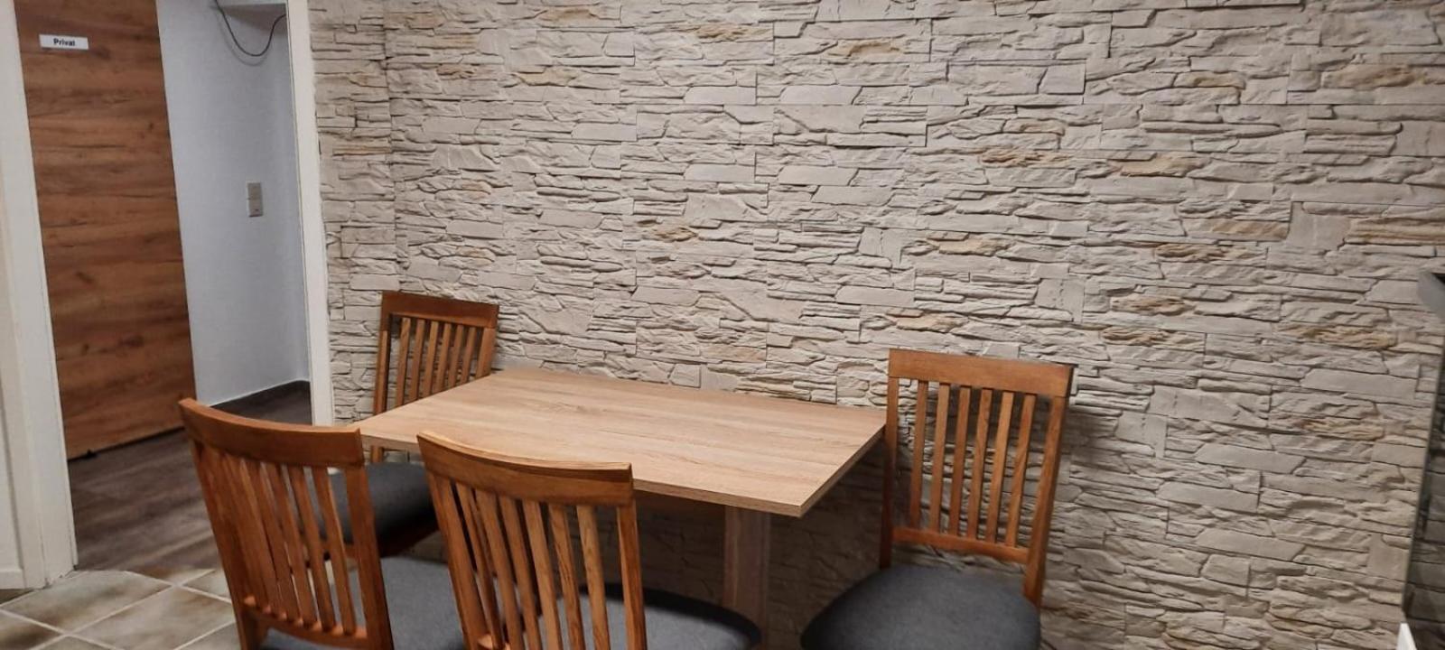Karolinger weg Hotel Lauterhofen Eksteriør billede