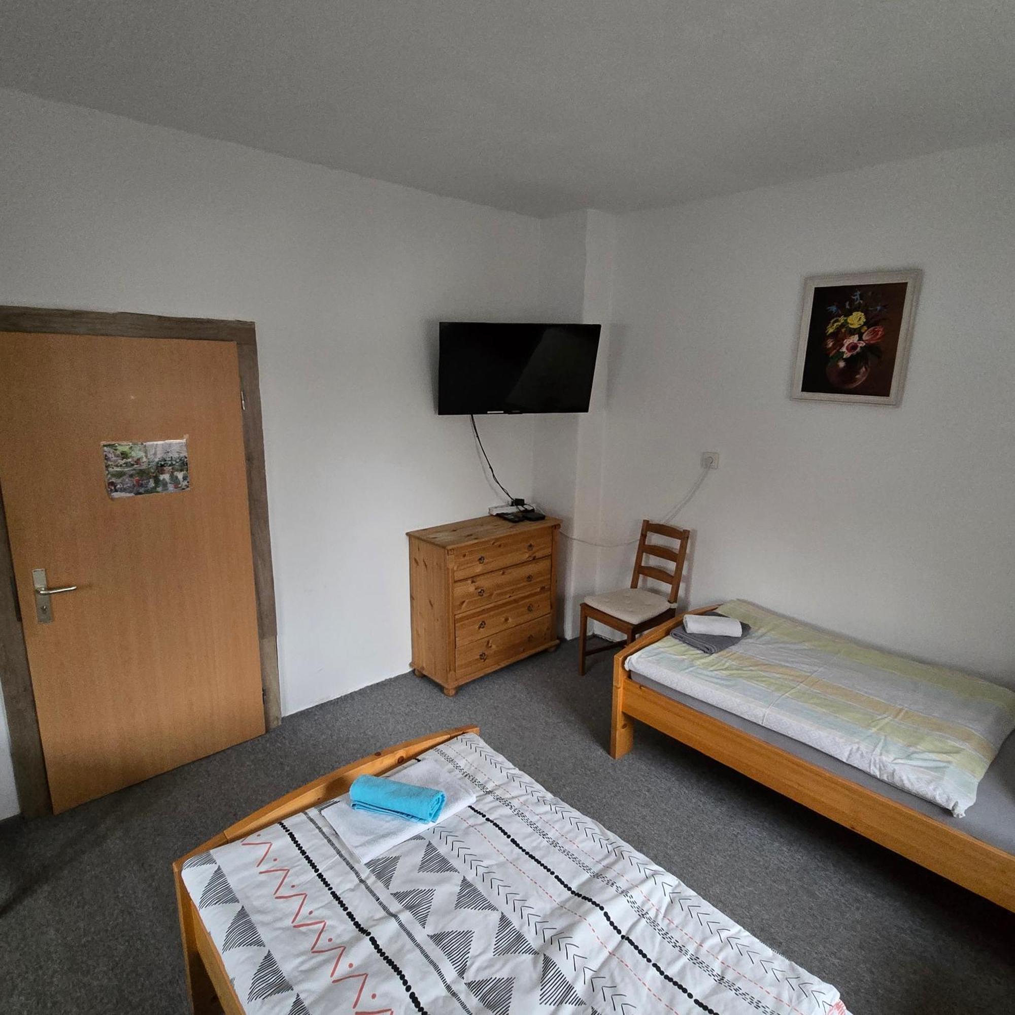 Karolinger weg Hotel Lauterhofen Eksteriør billede